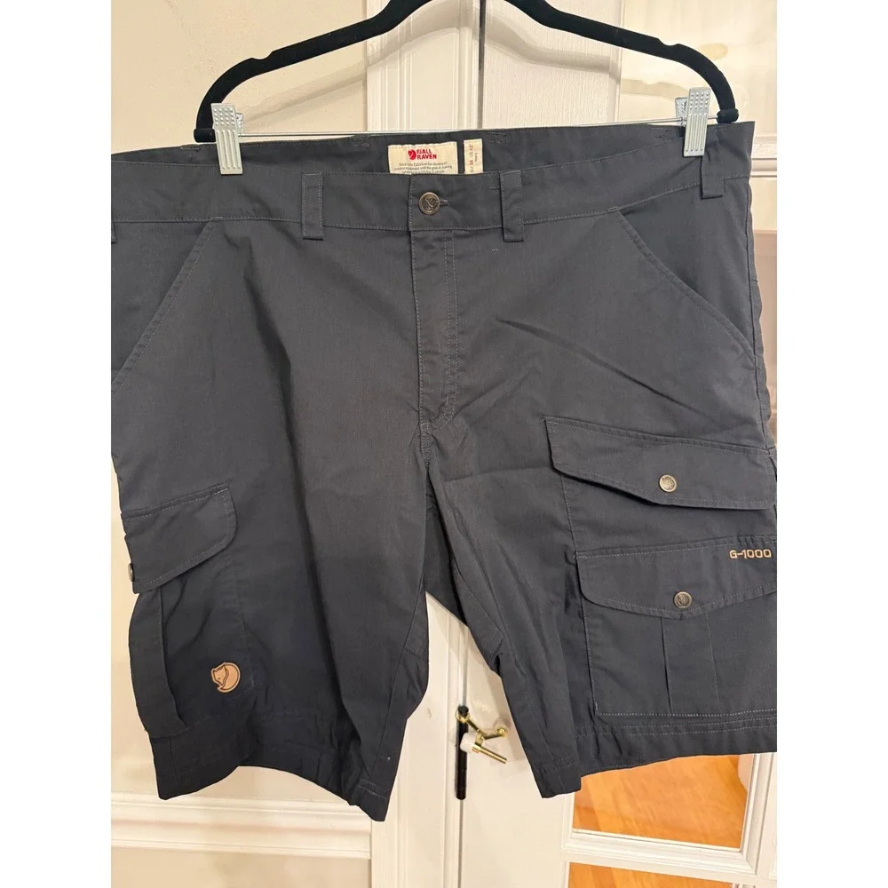 Fjallraven Barents Pro Shorts Mens 42 G-1000 Cargo Hiking Trekking Grey Black
